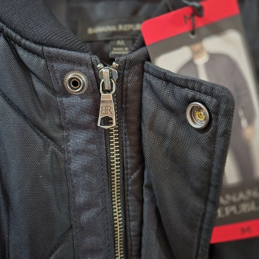 NWT Banana Republic Men’s Quilted Bomber Jacket, Black